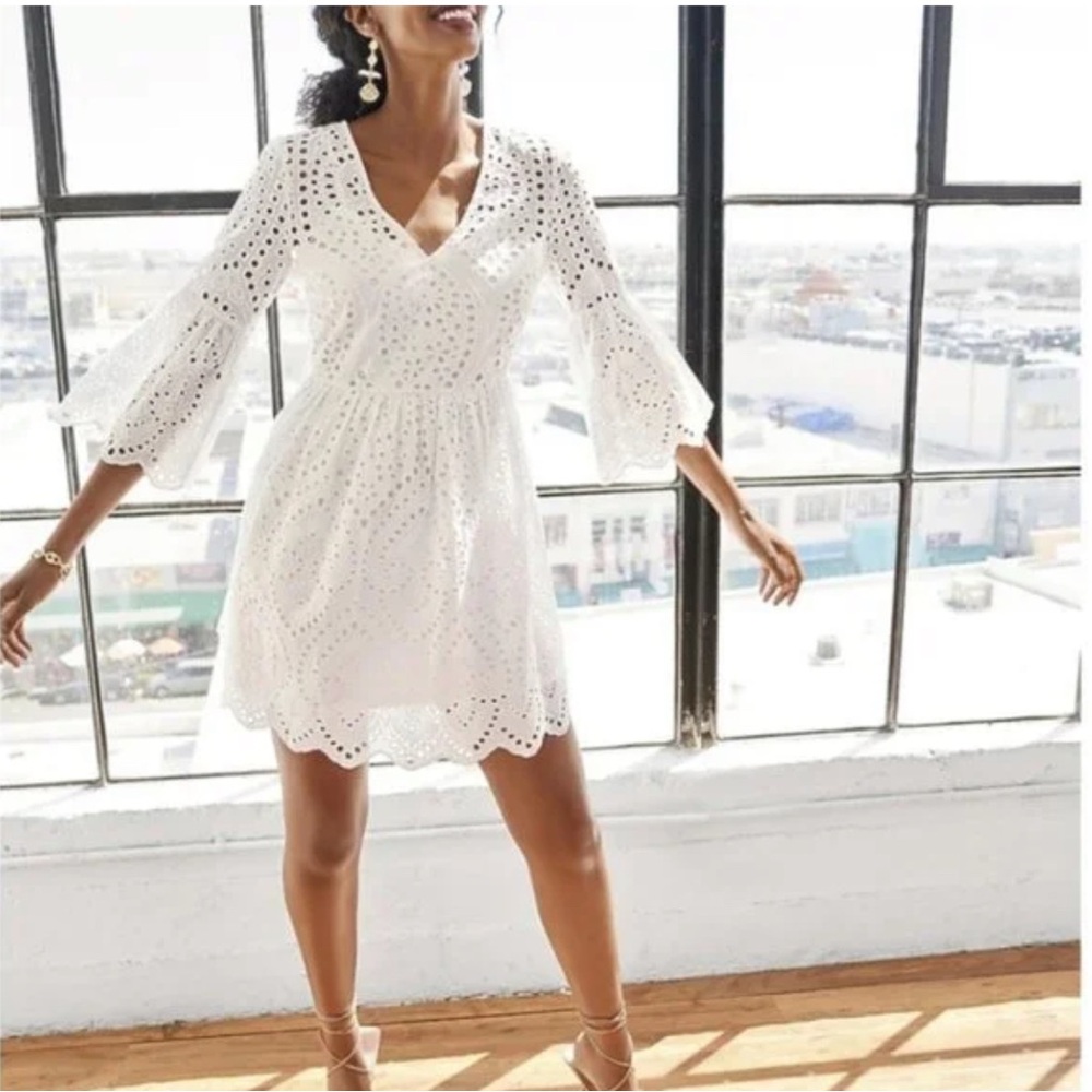 Express white eyelet dress XS fits like small